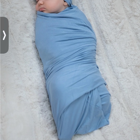 Women's Light Blue Robe - Picture 2 of 3